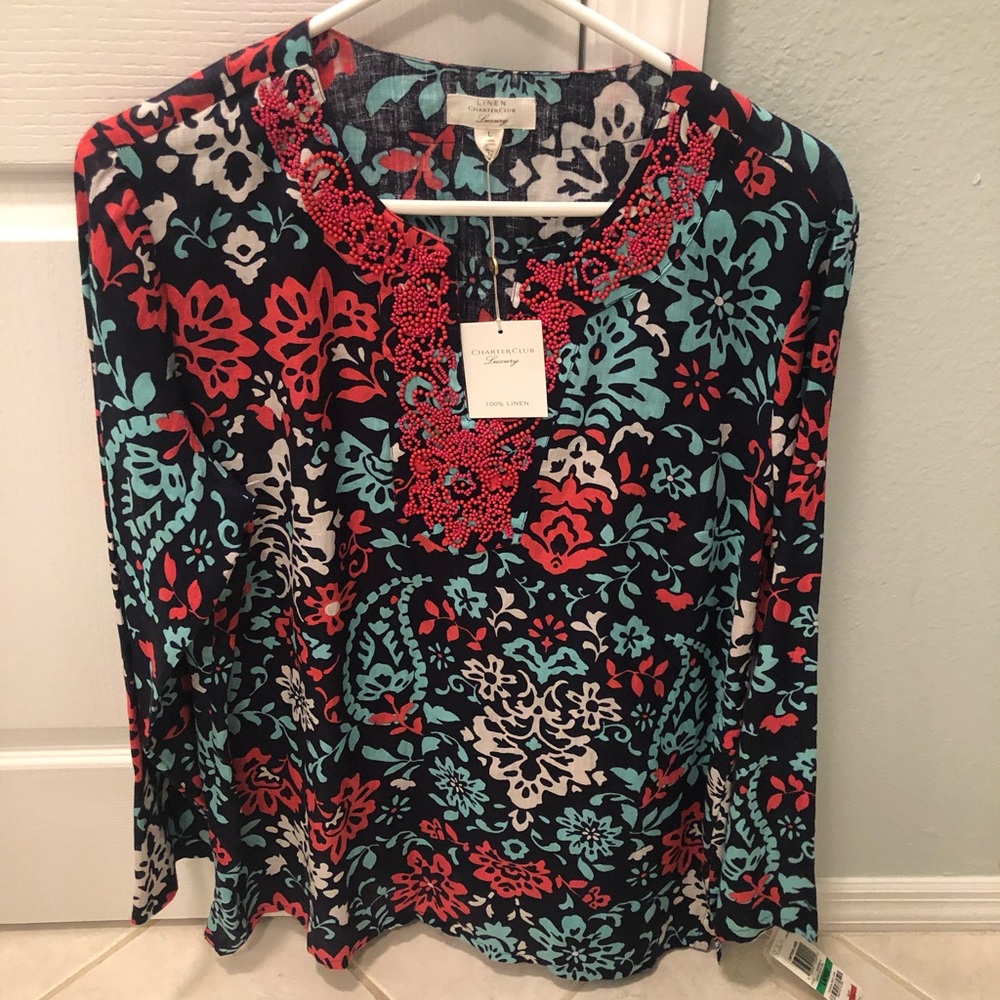 Gorgeous beach top never worn with beaded design